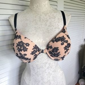 Pink by VS Front Close Lace Push Up Racerback bra 36DD